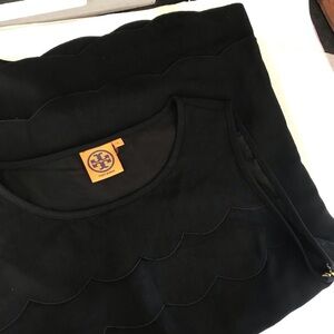 Tory Burch Sleeveless Scallop Trim Blouse